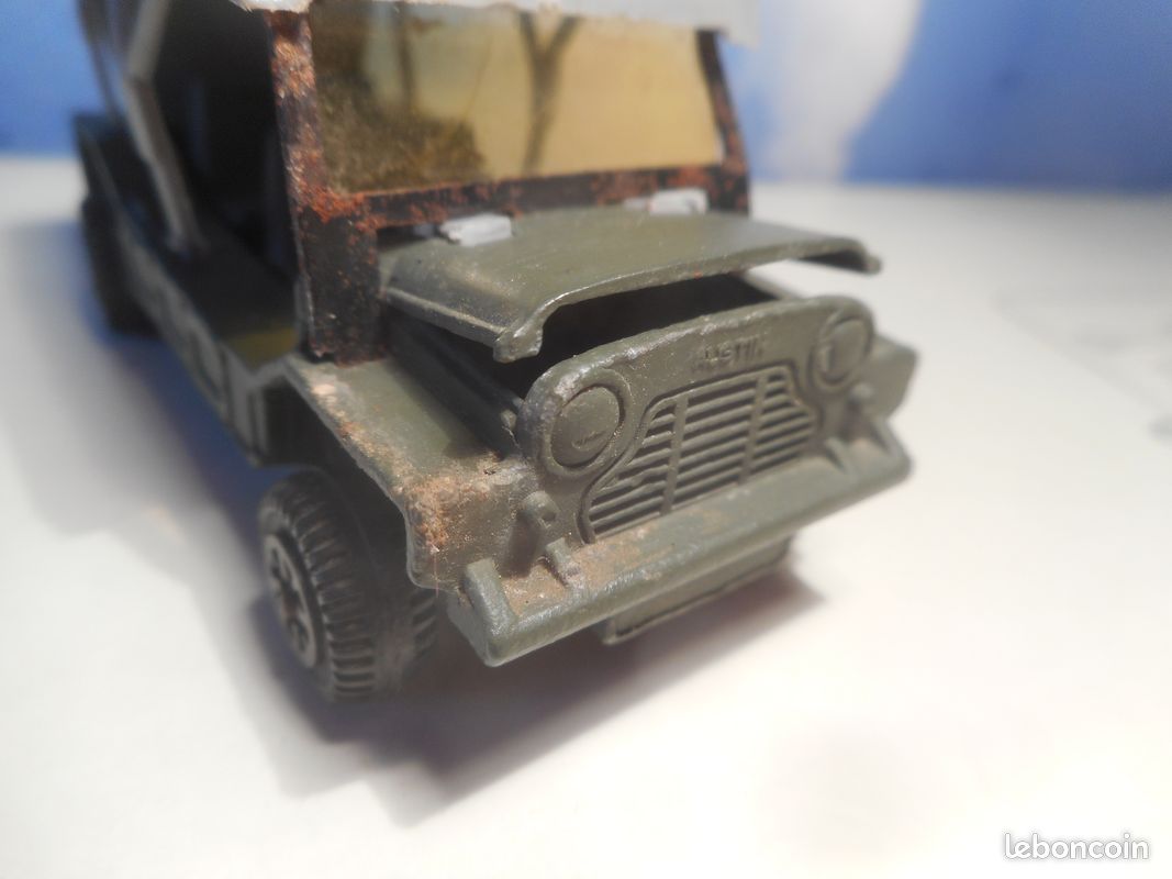 DINKY TOYS GB Réf 601b Austin Para Mini Moke avec Parachute/Plateau