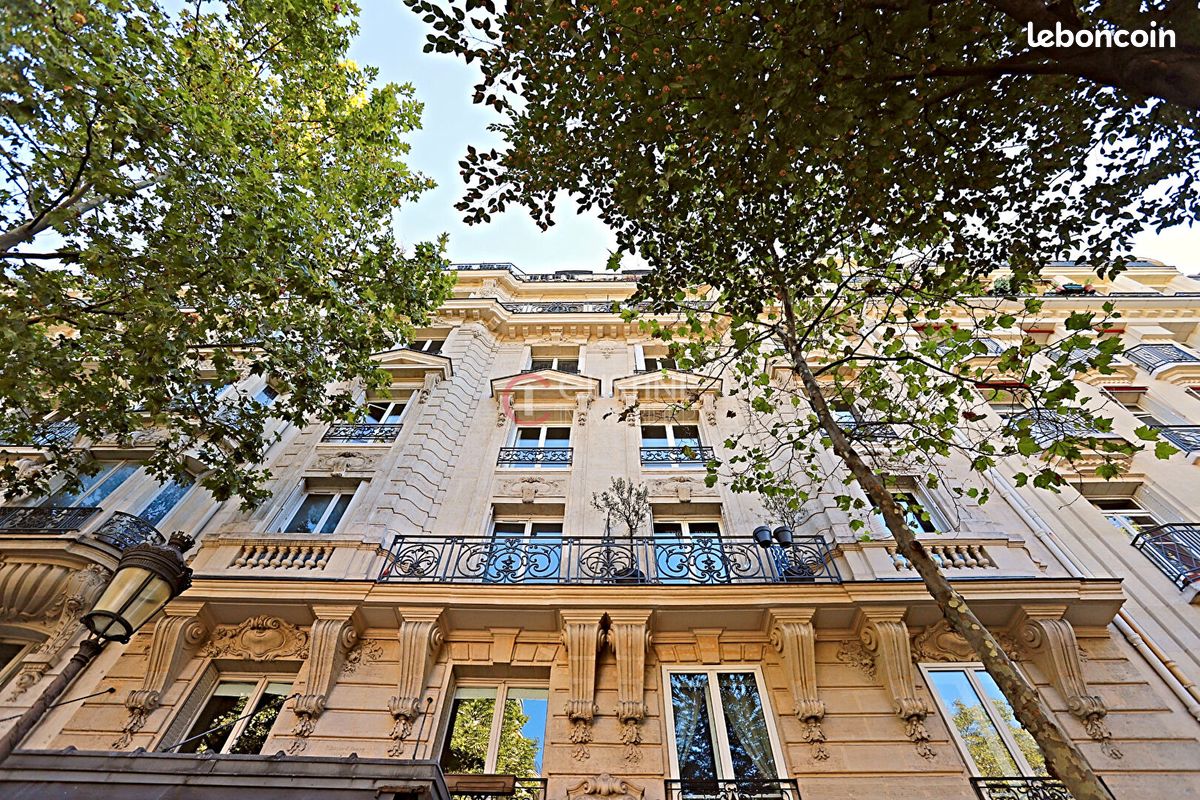 Appartement 4 pièces 88 m² · à Paris · 88 m² · 830 000 €