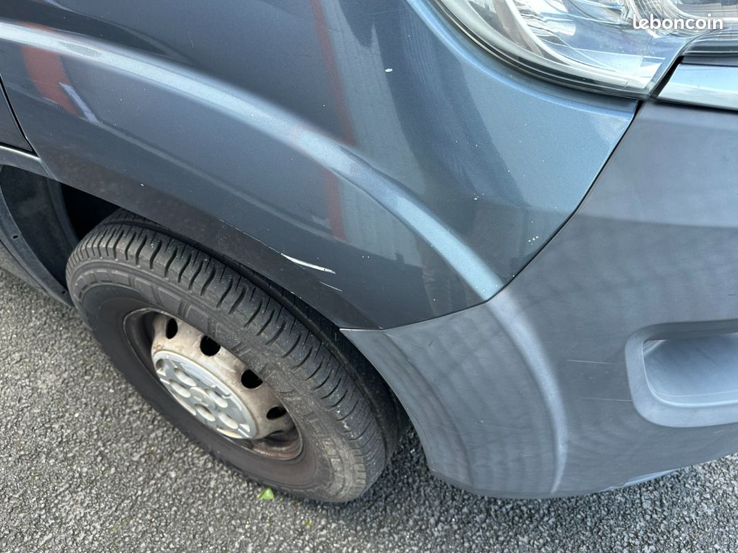 CITROEN JUMPER FOURGON TOLE 35 L2H2 BLUEHDi 160 BVM6 BUSINESS *TVA RECUPERABLE / Distribution Embrayage recent (image 26)