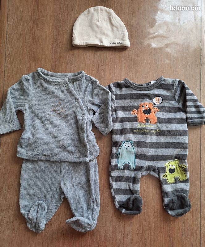 Lot pyjamas naissance (image 1)