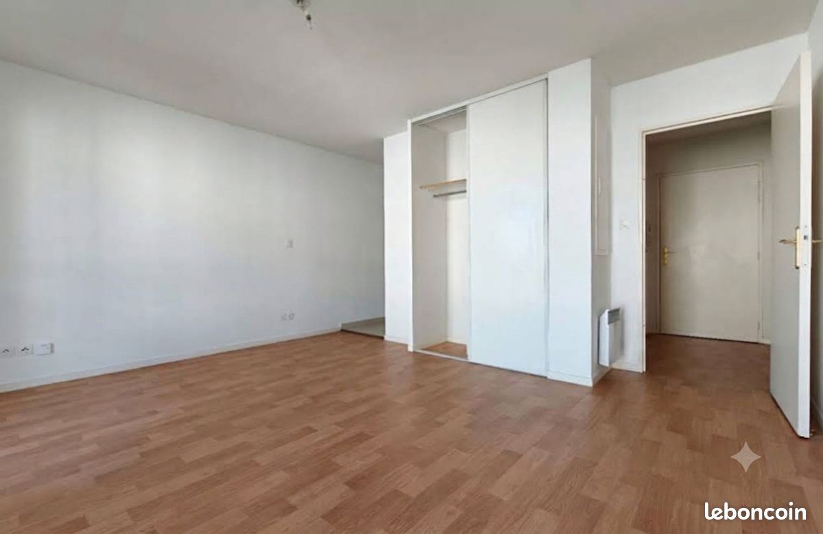 Appartement 1 pièce 28 m² · à Lucé · 28 m² · 490 €/mois