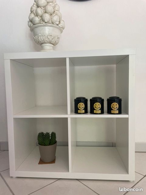 Meuble Kallax 4 cases IKEA très bon état (image 2)