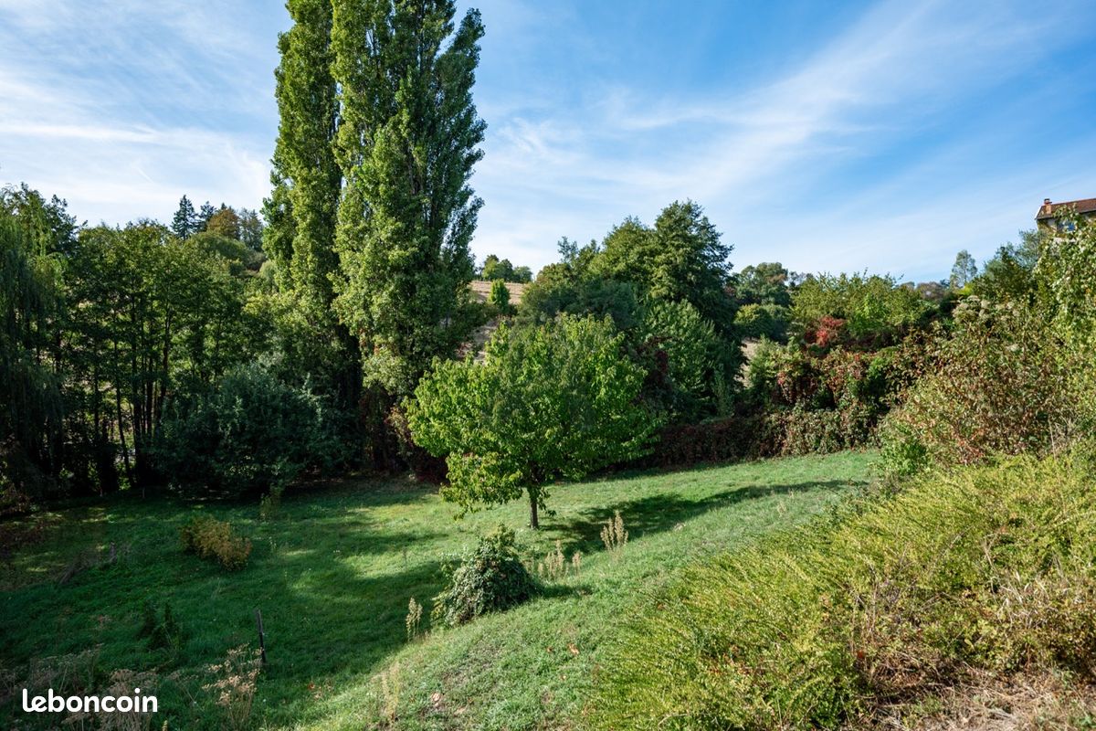 Maison 10 pièces 250 m² · à Limonest · 250 m² · 730 000 €