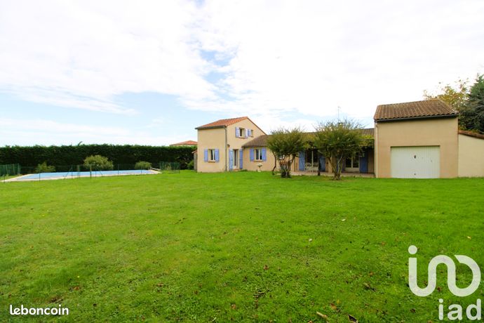 Maison 7 pièces 156 m²