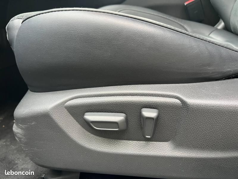 Mitsubishi Eclipse Cross 2.4 MIVEC PHEV 188ch Business 4WD (image 25)