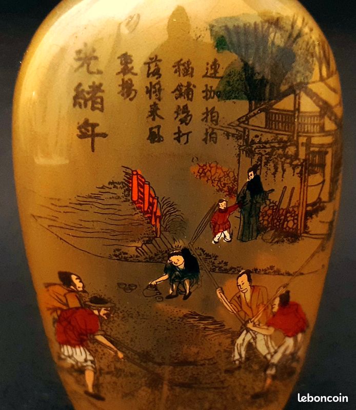 Bouteuille tabac chinoise peint main avec plusieurs personnages (image 3)