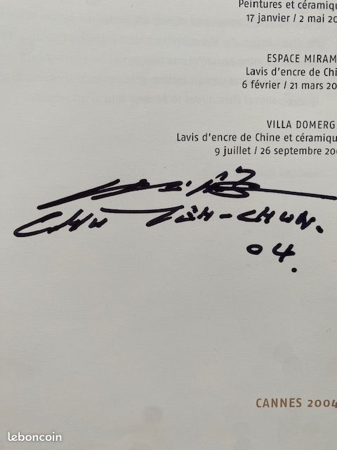 Livre signé par Chu Teh Chun daté de 2004 (image 1)