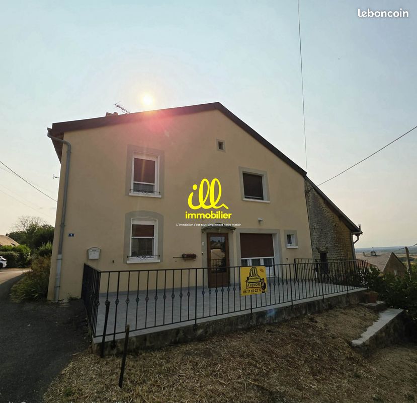 Maison 8 pièces 128 m² · à Mouzon · 128 m² · 116 000 €