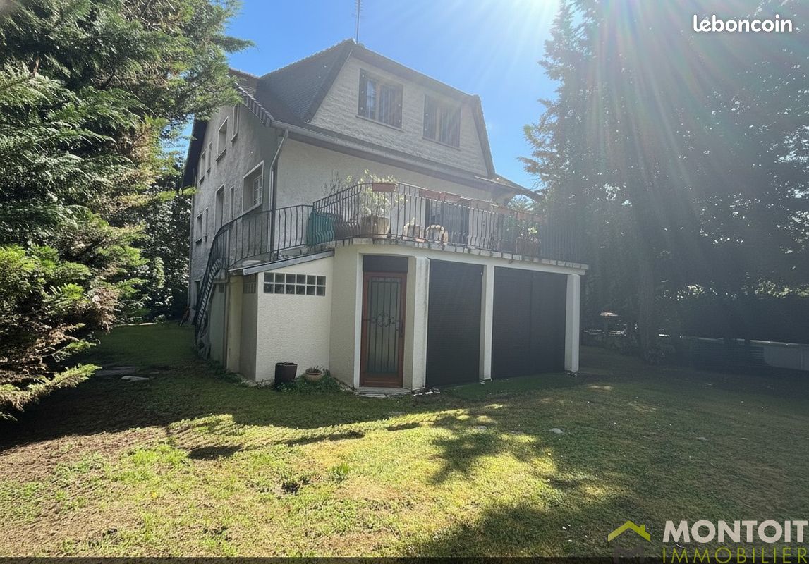 Maison 8 pièces 204 m² · à Thiais · 204 m² · 1 280 000 €