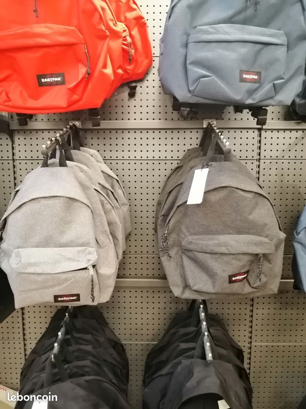 Sac a dos EastPak neuf (image 3)