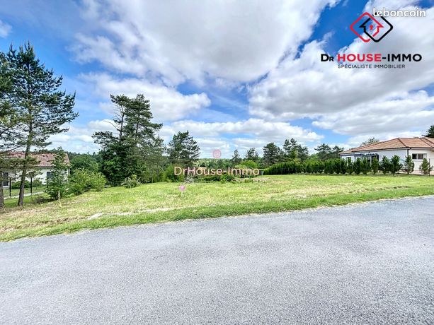 Terrain 1668 m² cornille