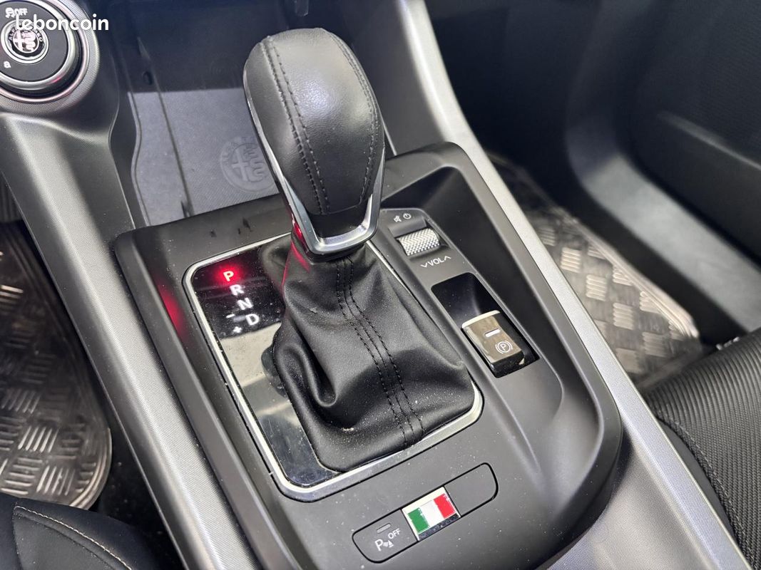 Alfa romeo tonale 1.5 160 hybrid mhev 48volt ti tct bva (image 27)