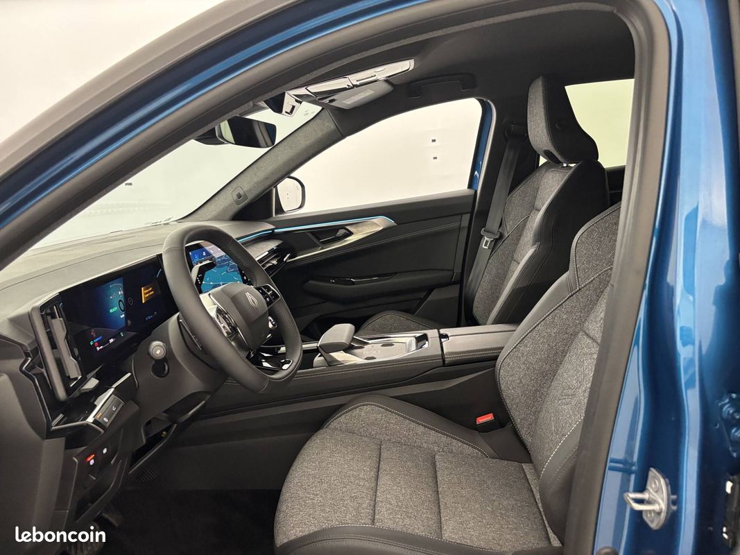 RENAULT Austral full hybrid E-Tech 200 ch Techno (image 9)