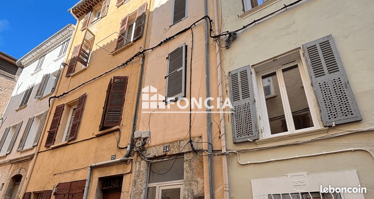 Appartement 1 pièce 12 m² · à Ollioules · 12 m² · 237 €/mois