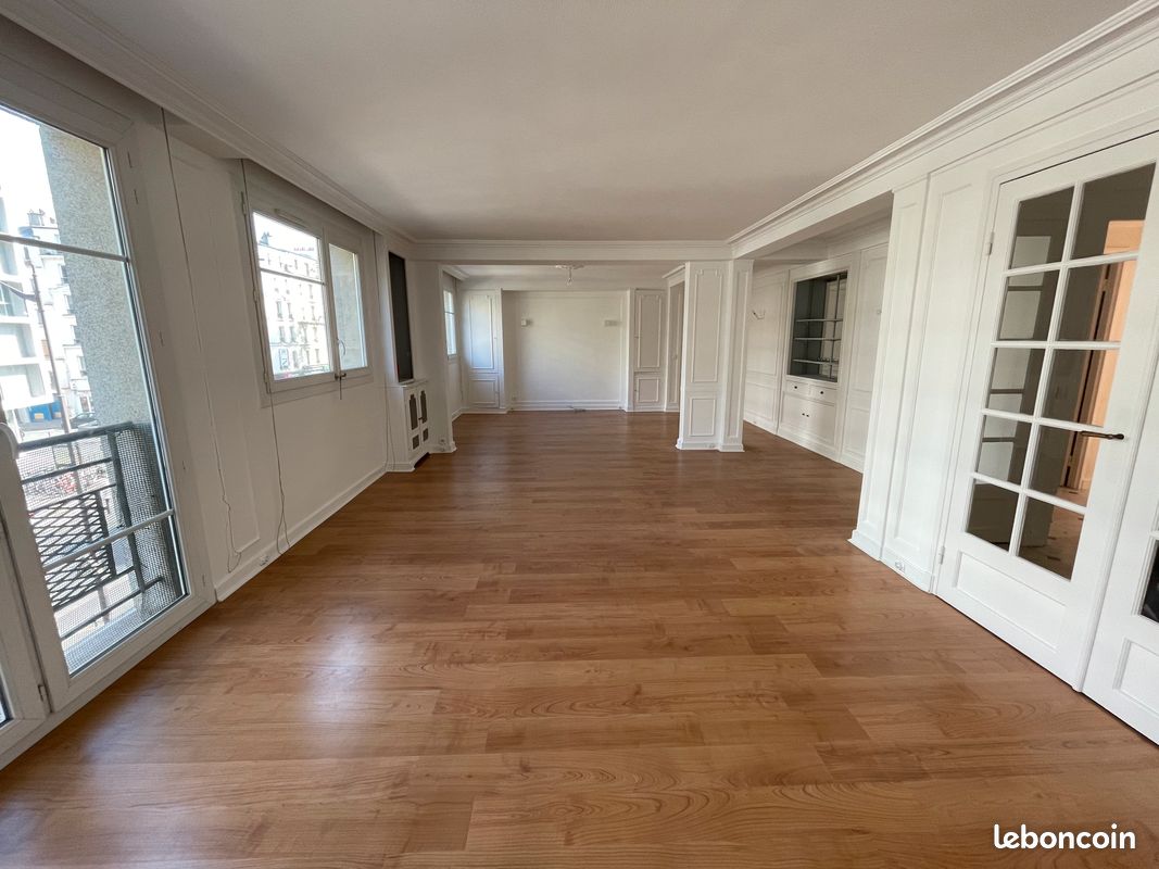 Appartement 5 pièces 116 m² · à Paris · 116 m² · 3 450 €