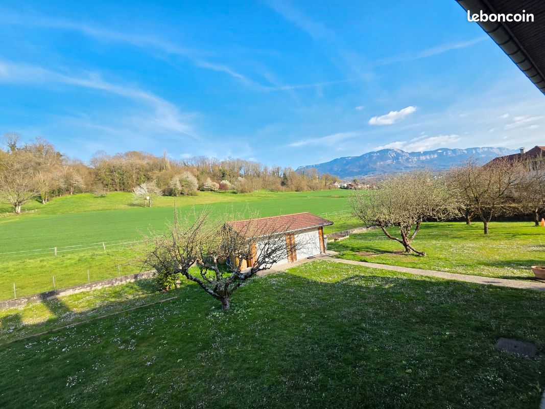 Appartement 2 pièces 149 m² · à Grésy-sur-Aix · 149 m² · 219 000 €