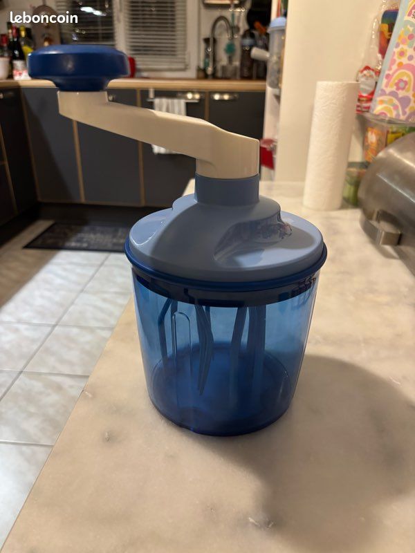 Tupperware Speedy Chef Bleu – Occasion, Fonctionnel Et Pratique !