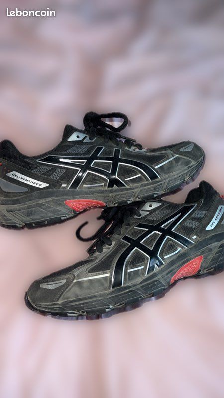 Asics (image 1)