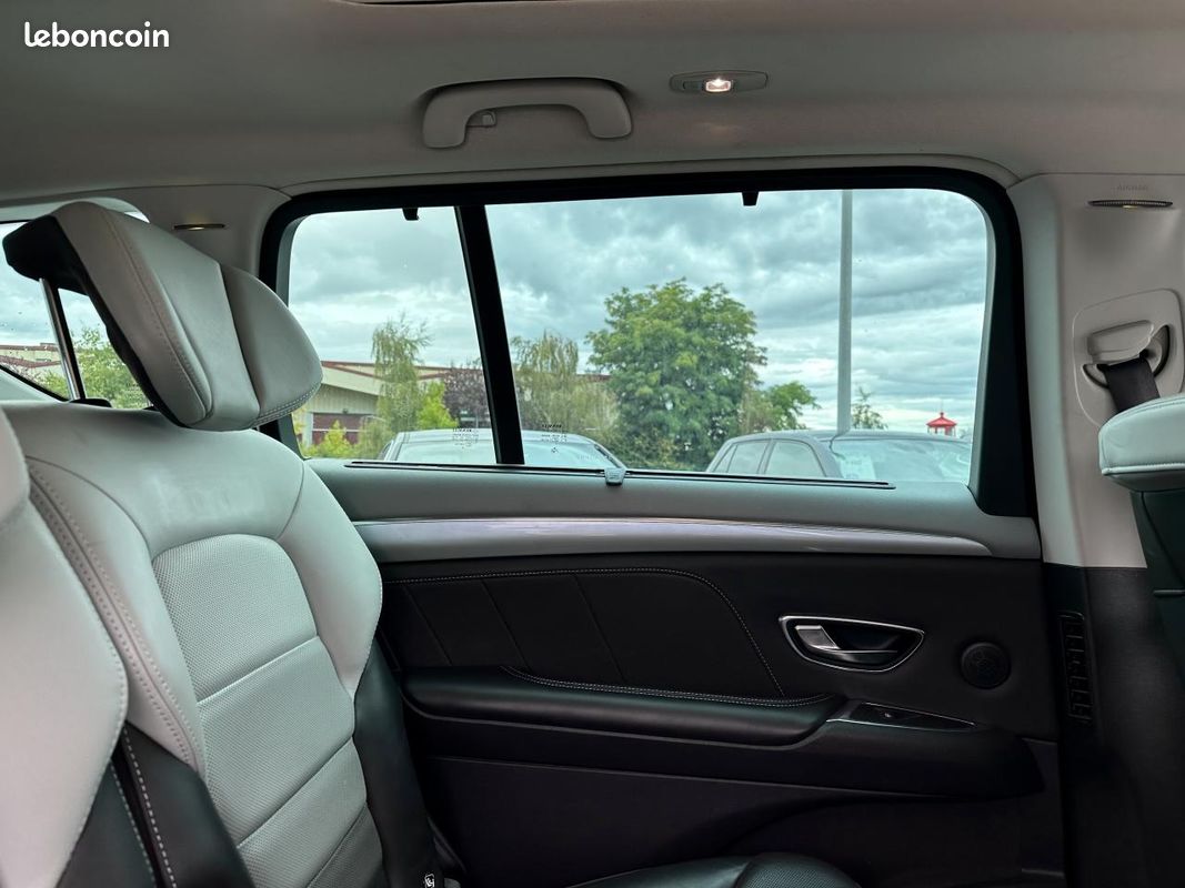 Renault espace v 1.6 tce 200 energy initiale paris edc 7pl (image 24)