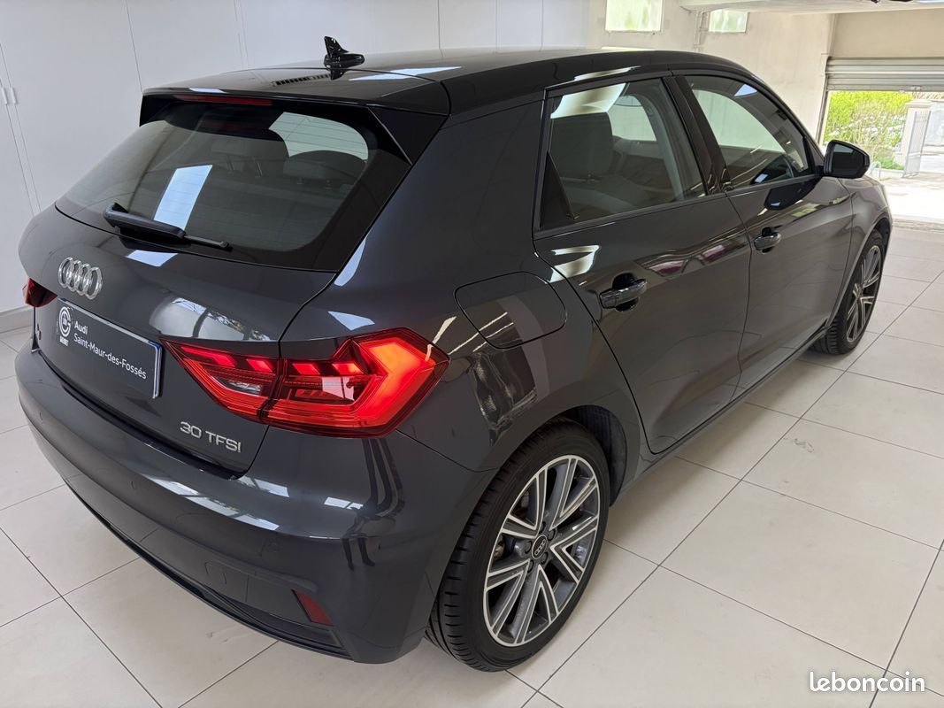AUDI A1 Sportback 30 TFSI 110 ch S tronic 7 Advanced (image 4)
