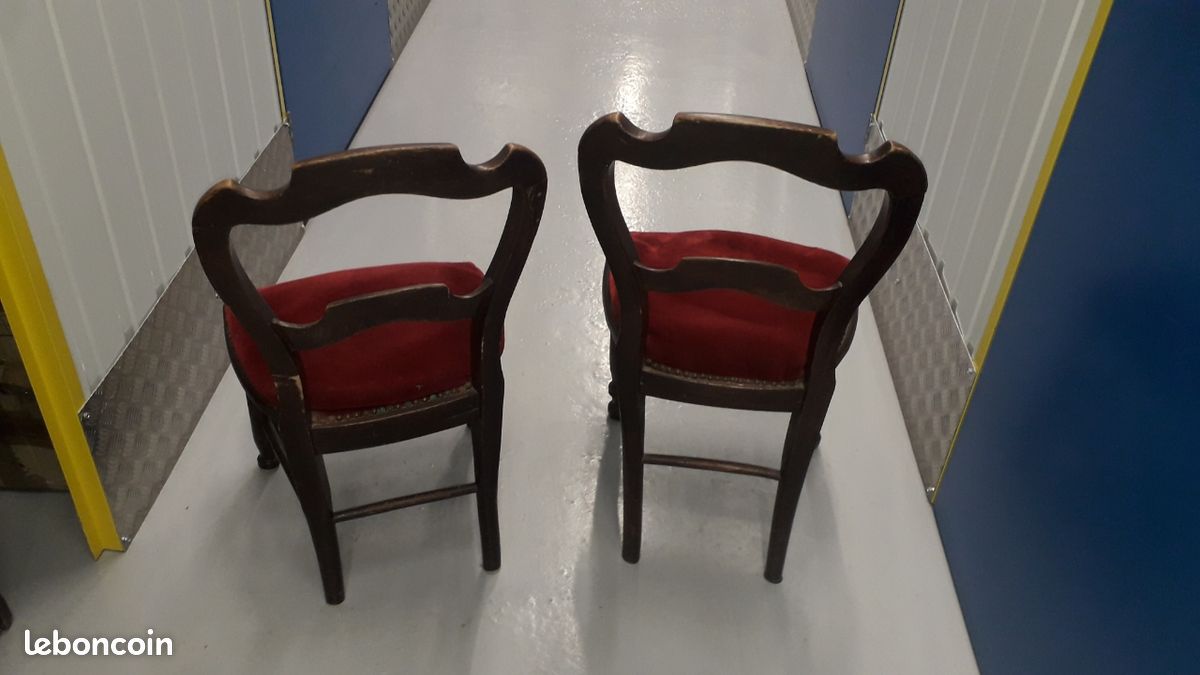 Chaises (image 2)