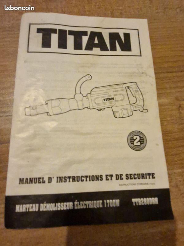 Marteau démolisseur électrique TITAN (image 2)
