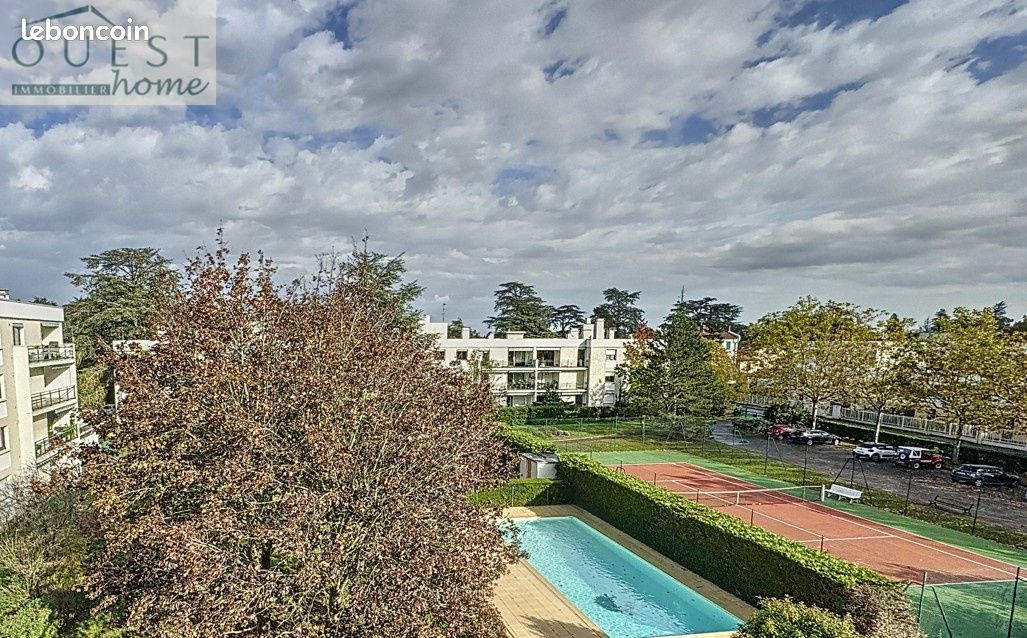 Appartement 5 pièces 109 m² · à Charbonnières-les-Bains · 109 m² · 435 000 €