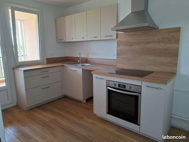 Appartement T4, 110M2, 3 chambres, entièrement rénové