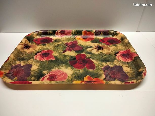 Plateau fibre de verre Kilt formes graphiques années 70 - Zelda et Charlie