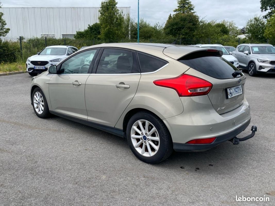 FORD FOCUS 1.5 ecoboost 182 titanium (image 7)