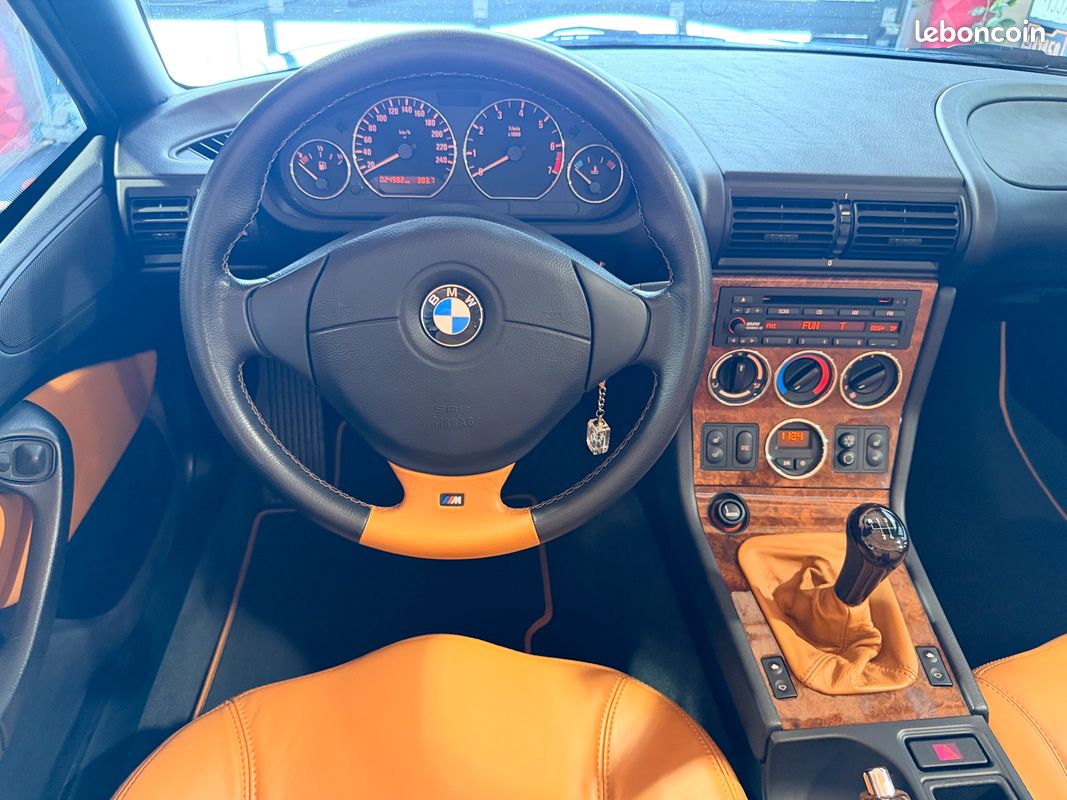 BMW Z3 2.2 6 Cylindres 170cv Phase 2 "INDIVIDUAL" Black-Sapphire / Sièges Sport Cuir Caramel 02/2002 "1ERE MAIN" SEULEMENT 25.000 km "ÉTAT NEUF" *LIVRAISON POSSIBLE (image 7)