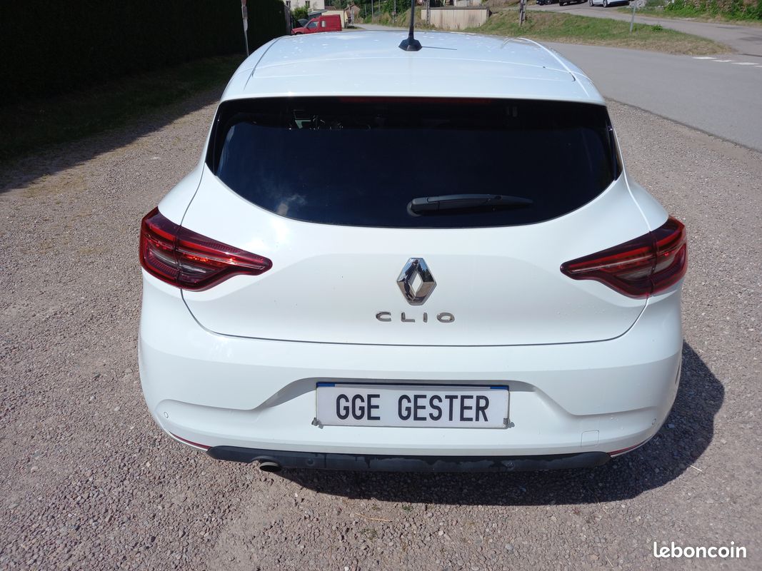 Clio V societe sce 65 evoution gps seulement 40891 kms garantie 12 mois partout en france (image 4)