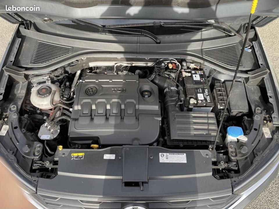 VOLKSWAGEN T-ROC CARAT / 2.0 L TDI / 150 Ch / 4 MOTION / BV DSG / 1 ERE MAIN / TOIT OUVRANT (image 48)
