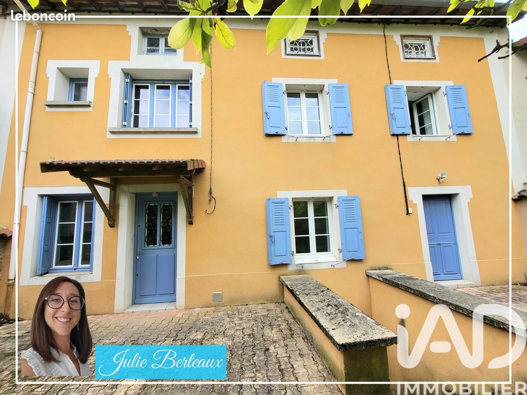 Immeuble 173 m² · à Saint-Just-Saint-Rambert · 173 m² · 440 000 €
