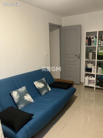 https://img.leboncoin.fr/api/v1/lbcpb1/images/6b/e8/66/6be86684d122a4a6fe5bbcd7fc5739bf1b921daf.jpg?rule=ad-image