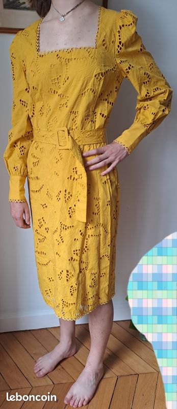 Robe Vente Presse Tara Jarmon NEUVE Robe Jaune élégante Tara