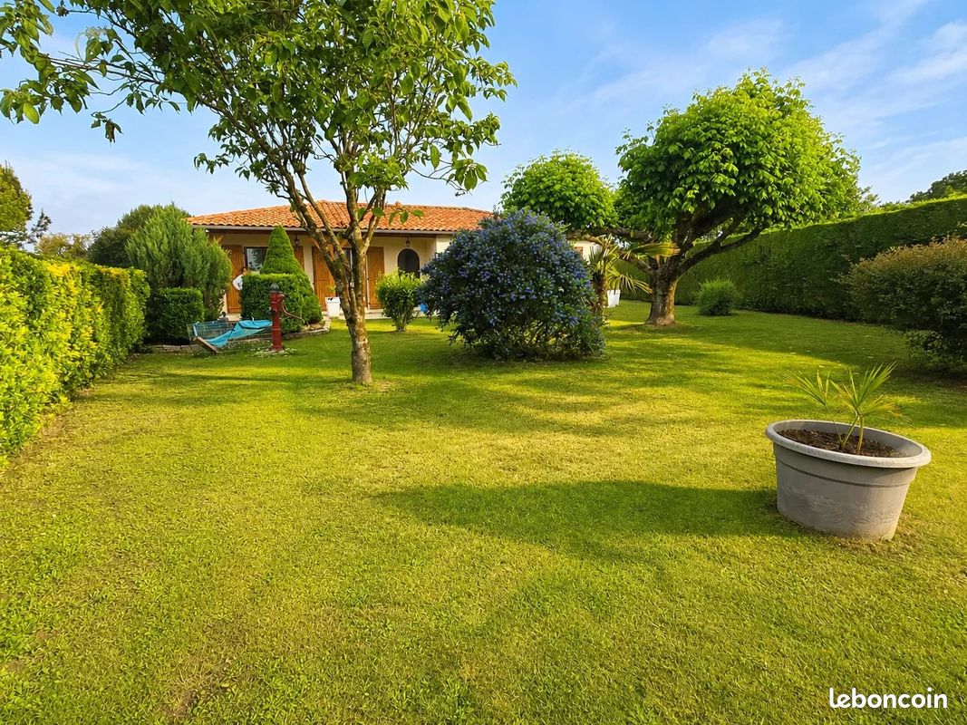 Maison 4 pièces 85 m² · à Teuillac · 85 m² · 228 000 €