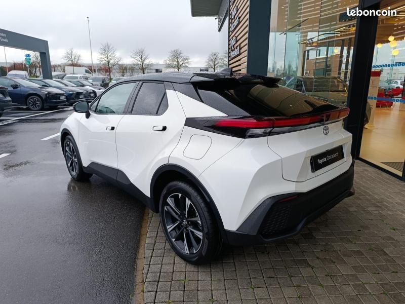 Toyota C-HR 1.8 Hybride 140ch Graphic MY26 (image 3)