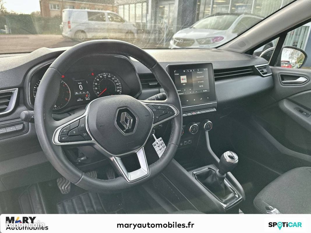 RENAULT Clio TCe 90 Equilibre (image 8)