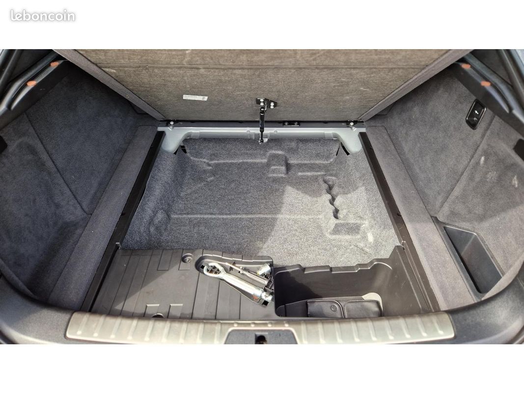 BMW X6 xDrive 30d - BVA F16 F86 Lounge Plus (image 17)