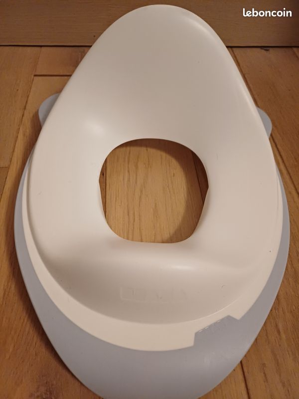 Réducteur de toilettes (image 1)