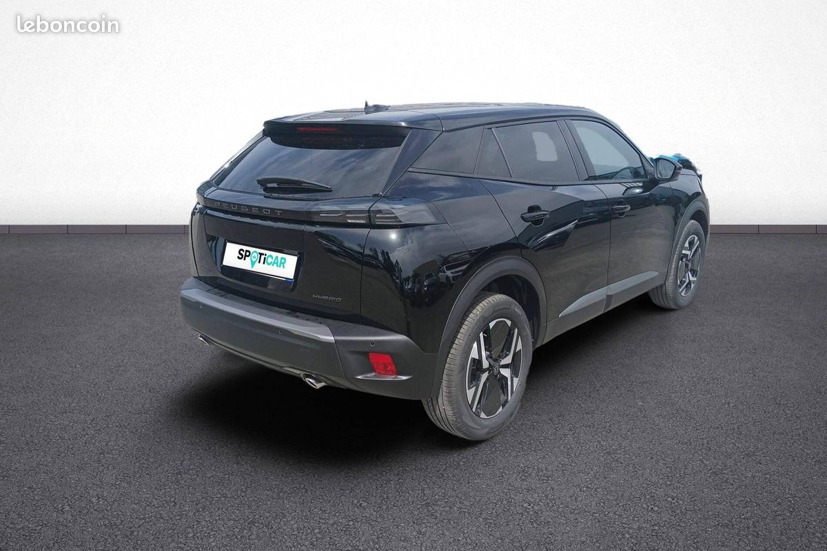PEUGEOT 2008 Hybrid 145 e-DCS6 Allure (image 6)