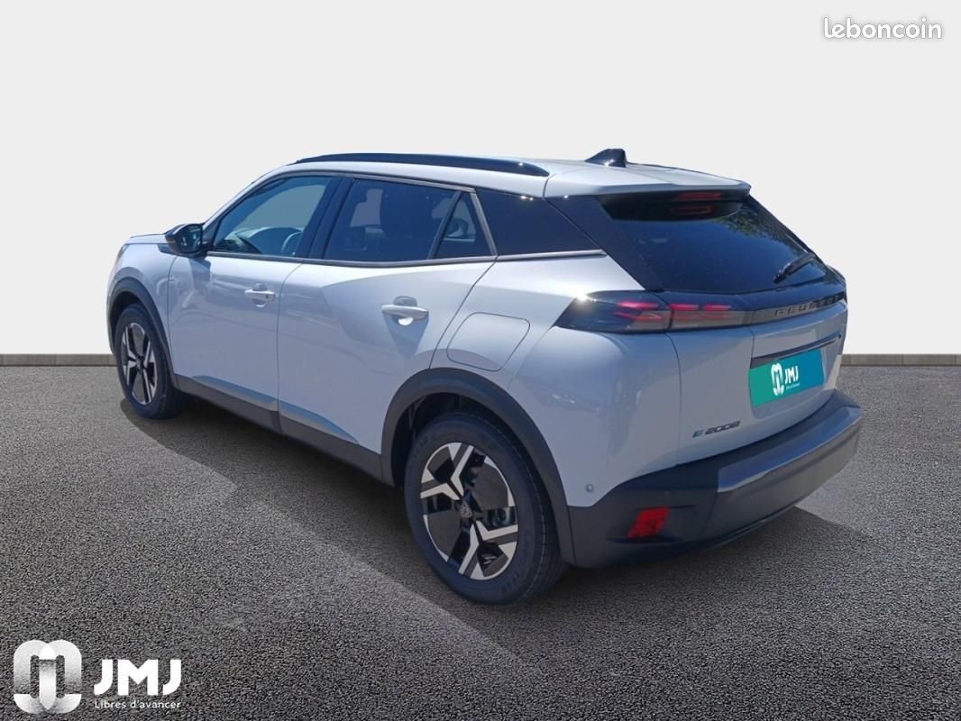 Peugeot 2008 ELECTRIQUE 54 kWh 156 ch Allure (image 2)
