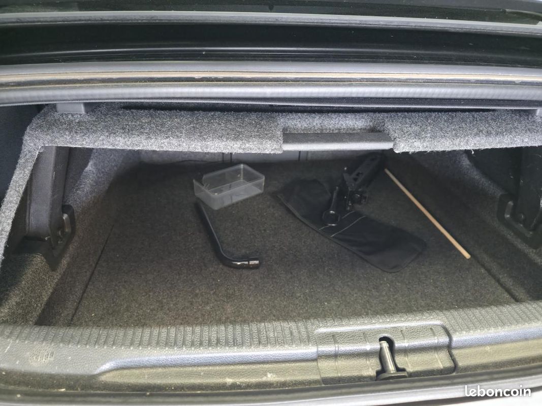 VOLKSWAGEN EOS 2.0 16V TDI- 140 - BV DSG 6 Sportline VENTE A MARCHAND (image 11)