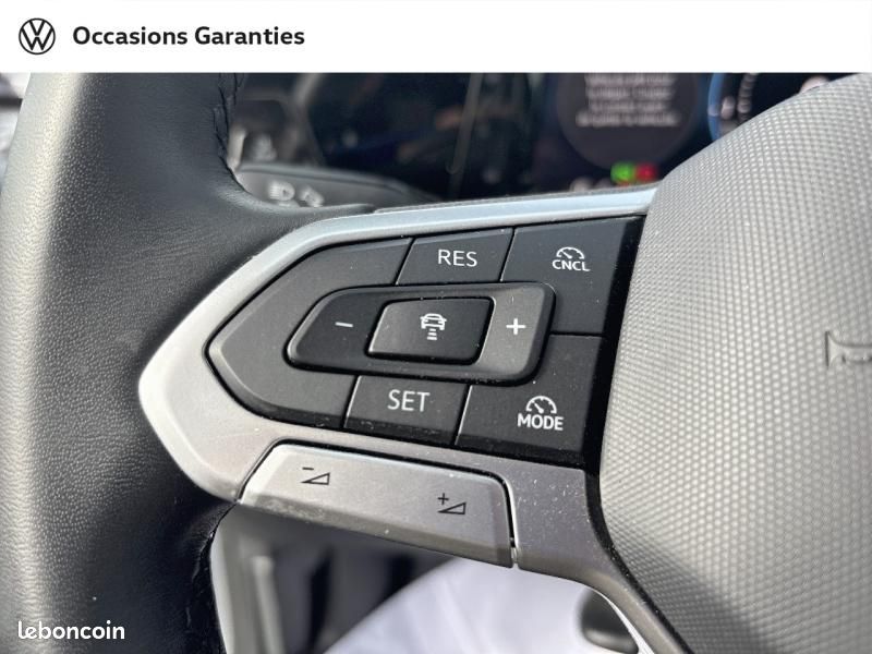 Volkswagen Golf 1.5 eHybrid 204ch VW Edition DSG6 (image 32)