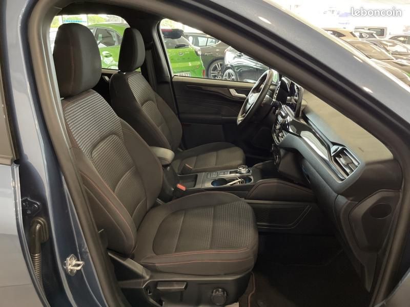 Ford Kuga 2.5 Duratec 190ch FHEV E85 ST-Line BVA (image 11)