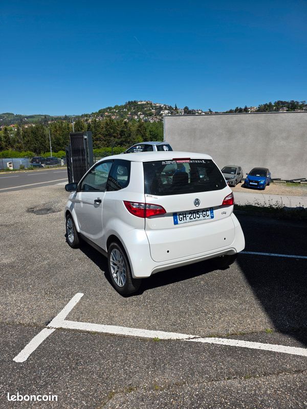 AIXAM CITY PACK DIESEL Voiture sans permis occasion chez ETS THOLLOT votre spécialiste VOITURE SANS PERMIS depuis + de 40 ans (image 4)