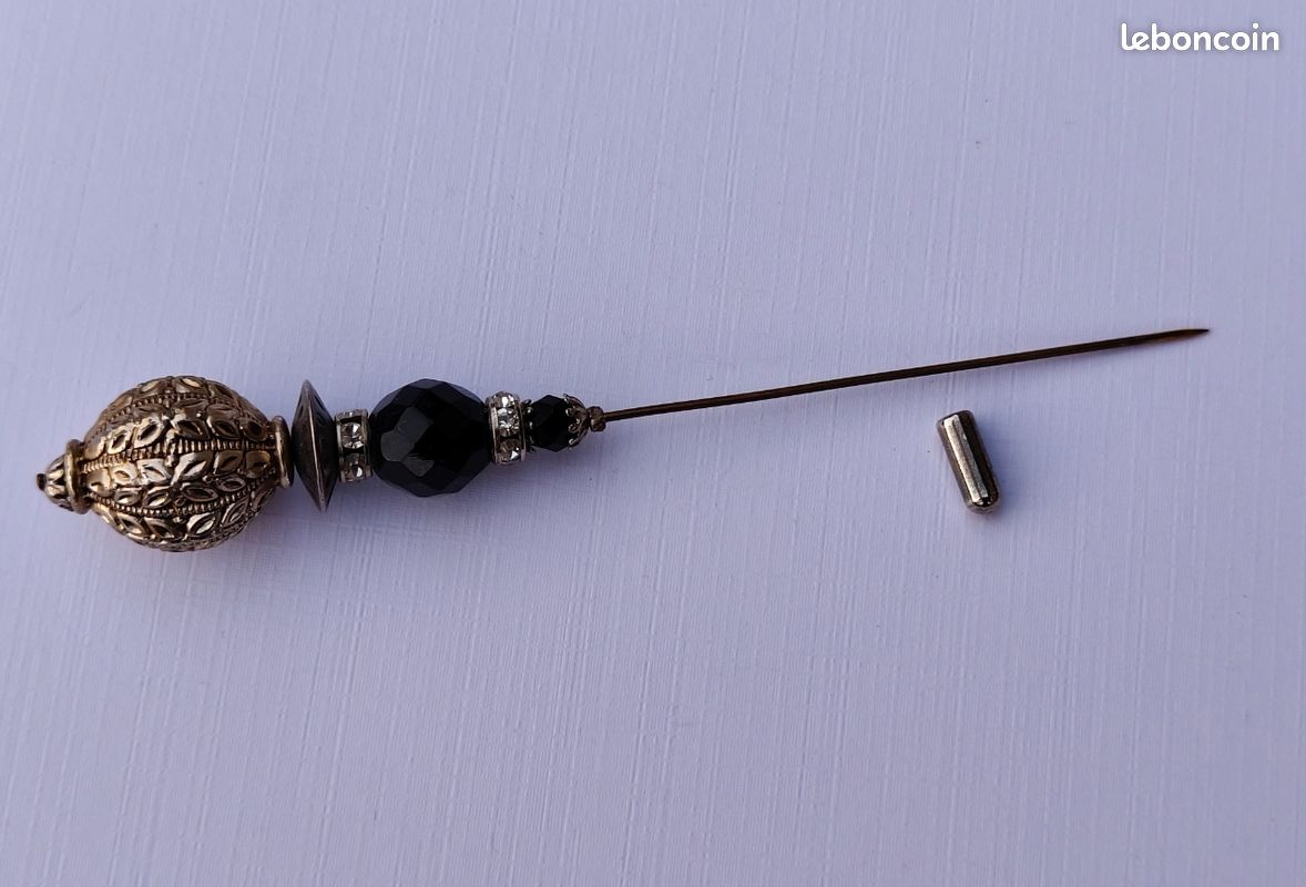 Épingle à Chapeau Ancienne En Argent Massif - XIXème Siècle - Occasion Bon état