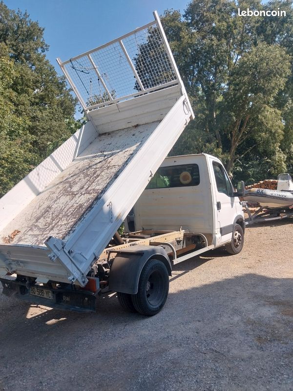 Iveco benne (image 2)