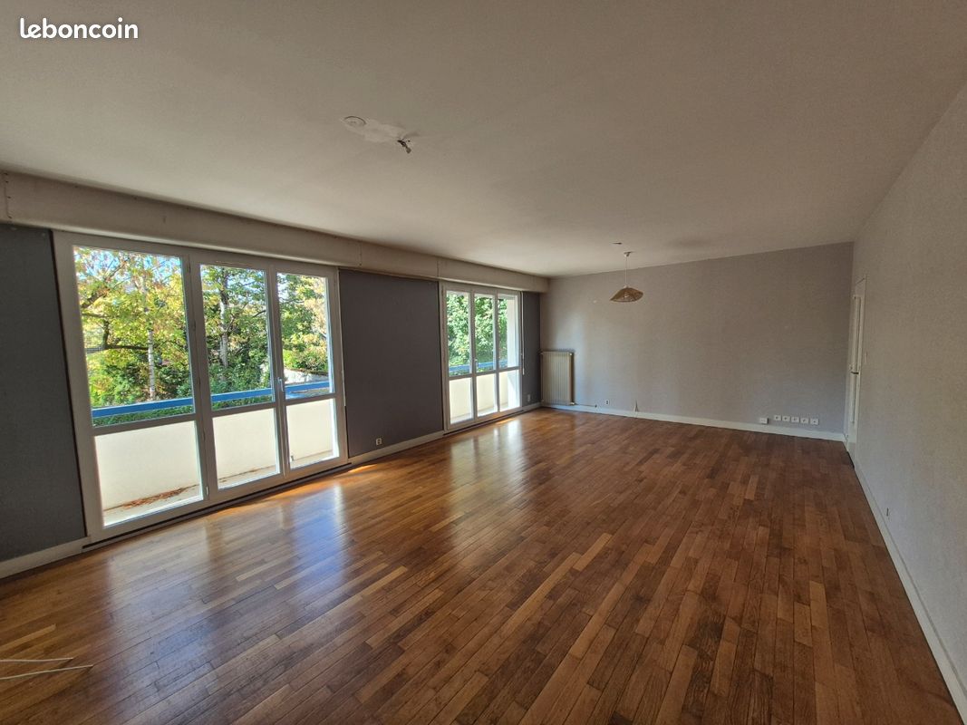 Appartement 5 pièces 108 m² · à Châtellerault · 108 m² · 915 €/mois